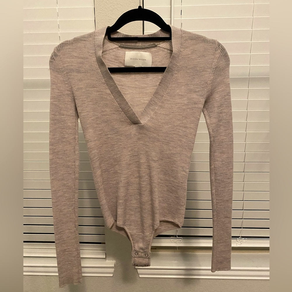 Brochure Walker Beige Bodysuit